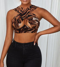 Load image into Gallery viewer, Crisscross Halter Tank Top
